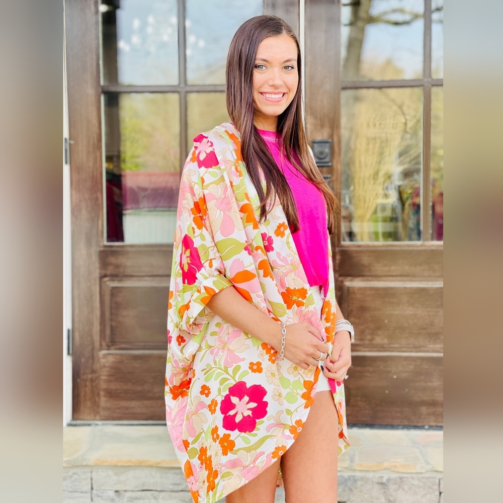 Umgee Springtime‎ Cream Kimono - Picture 2 of 8